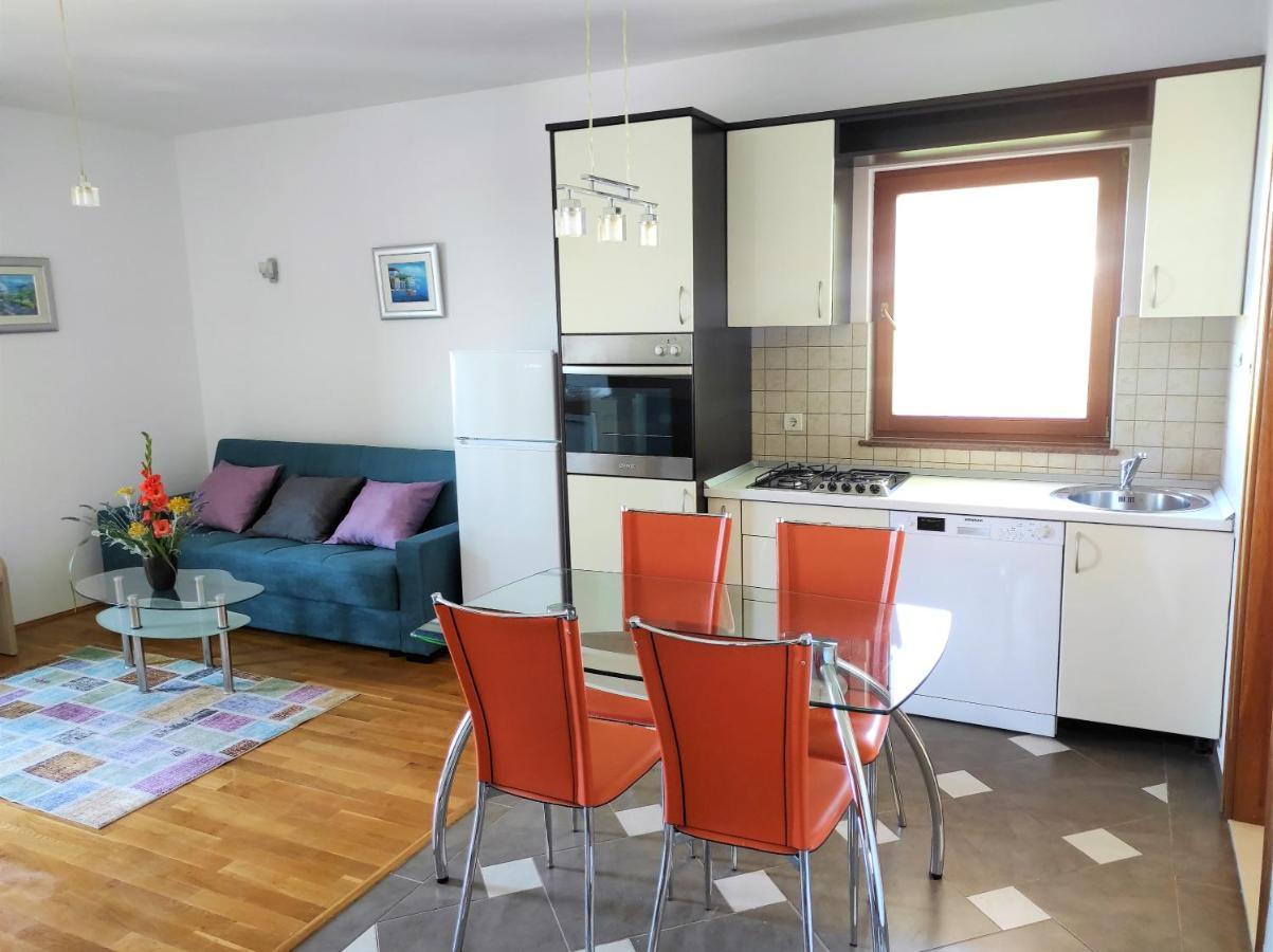 Apartment Biokovo Макарска Екстериор снимка
