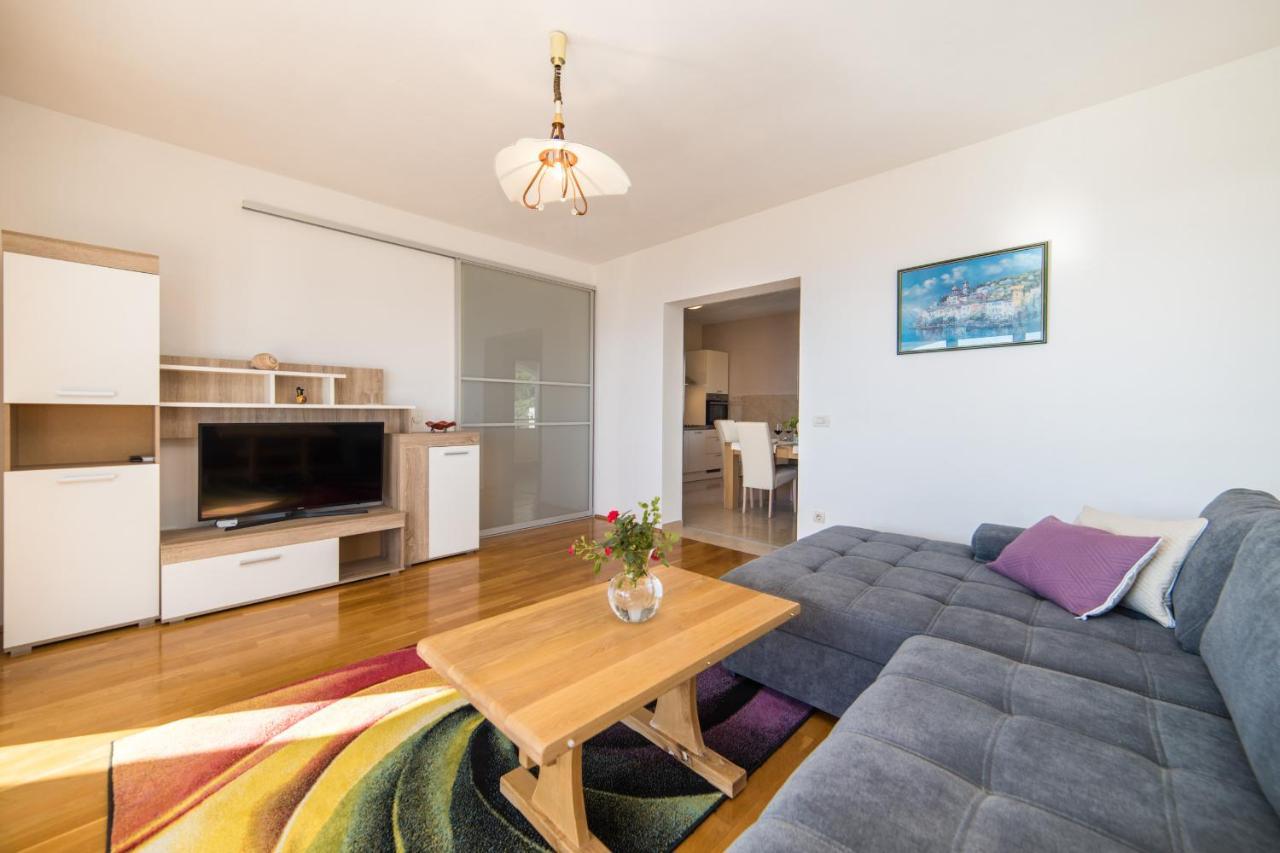 Apartment Biokovo Макарска Екстериор снимка